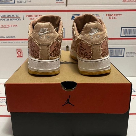 CLOT X Nike Air Force 1 Low “Rose Gold Silk” - Picture 4 of 7